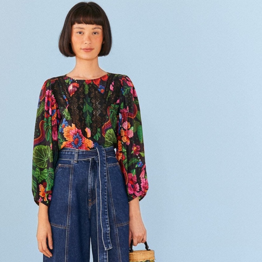 NWT!! FARM Rio Blooming Garden Lace Trim Blouse